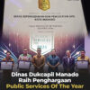 Dukcapil Kota Manado Raih Penghargaan Public Services of The Year 2025